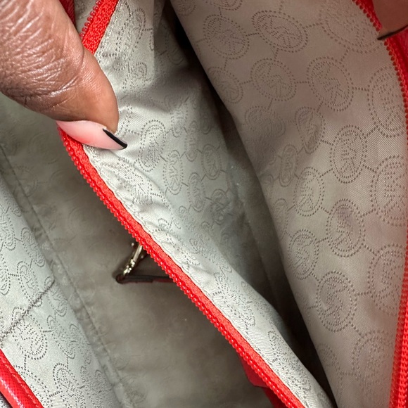 Michael Kors Selma Saffiano Satchel - Picture 10 of 11